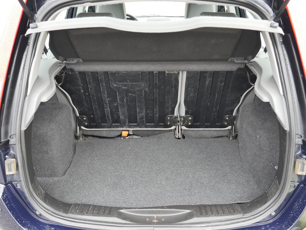 Ford Fusion 1.4i 
