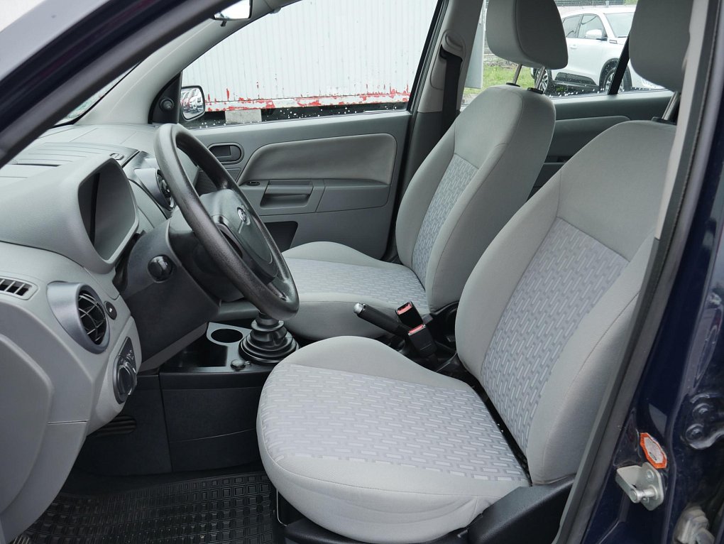 Ford Fusion 1.4i 