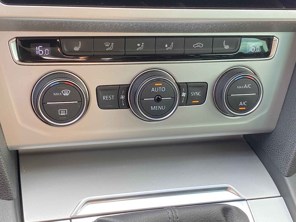 Volkswagen Passat 1.4TSi Comfortline