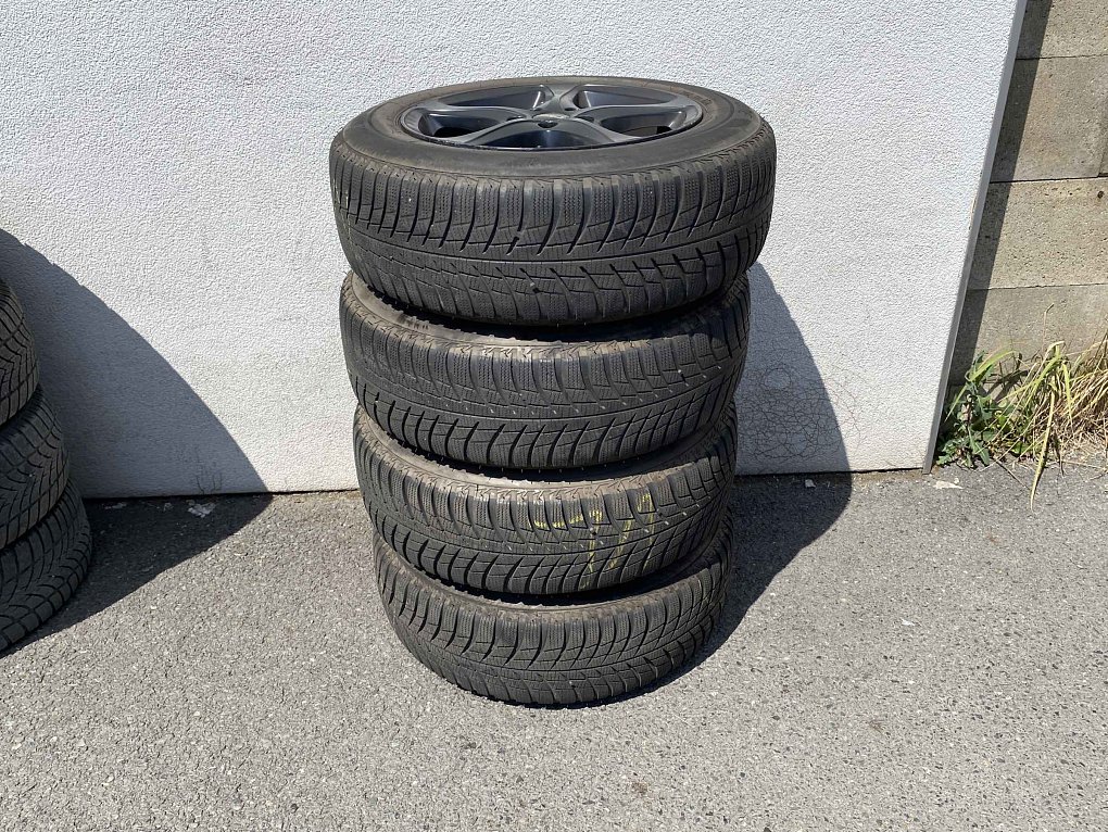 Volkswagen Tiguan 2.0 TDi Highline