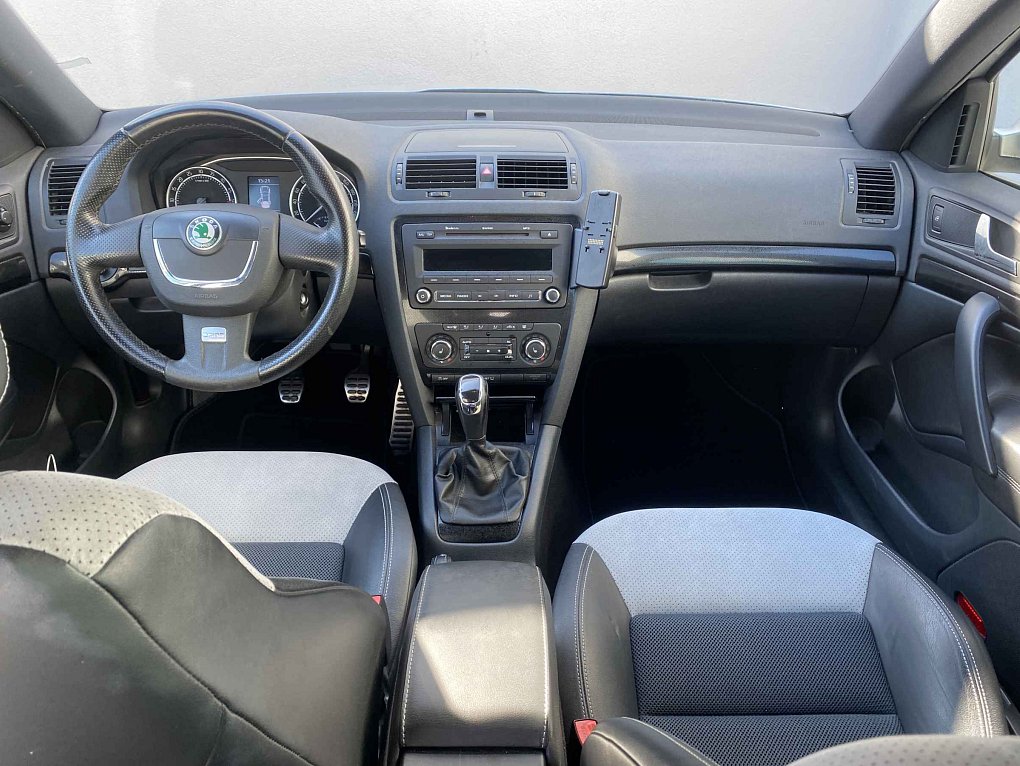 Škoda Octavia II 2.0 TDi RS