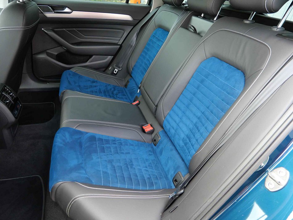 Volkswagen Passat 1.5 TSi 