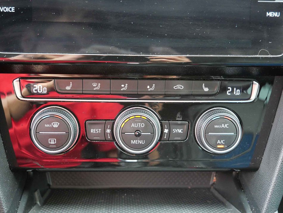 Volkswagen Passat 1.5 TSi 