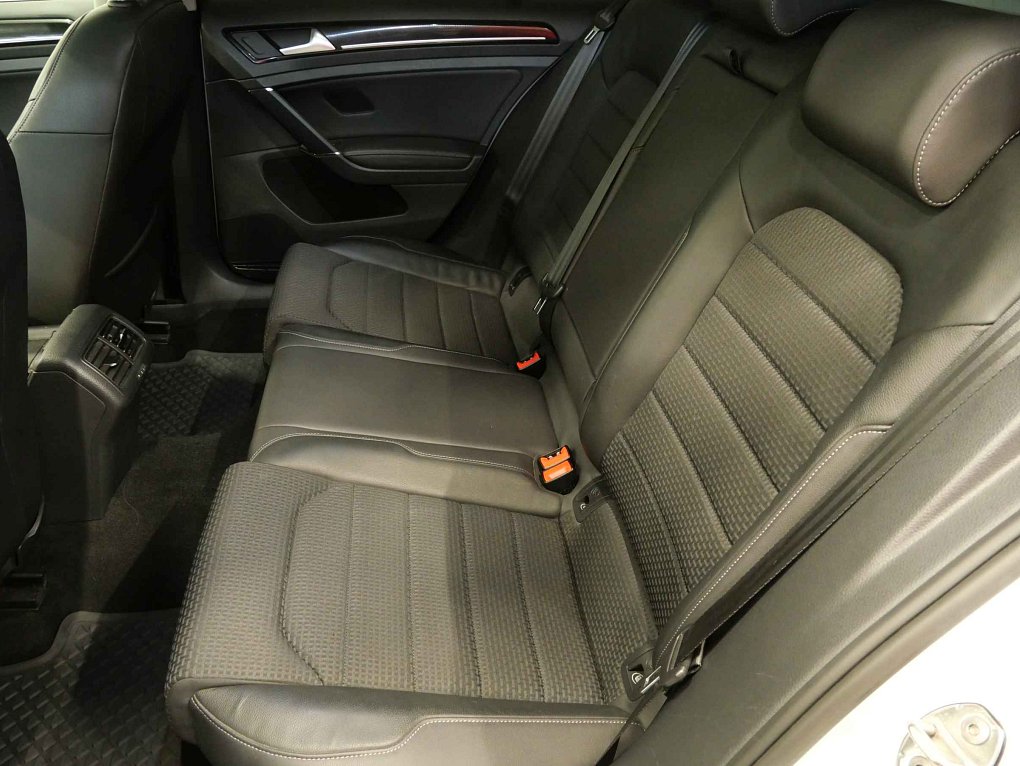 Volkswagen Golf 1.4TSi 