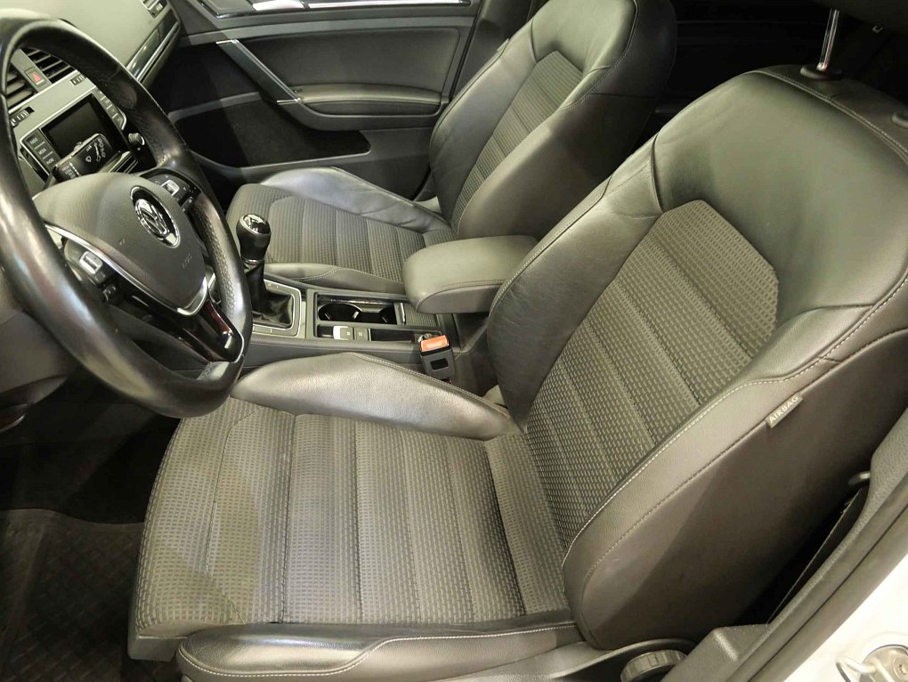 Volkswagen Golf 1.4TSi 
