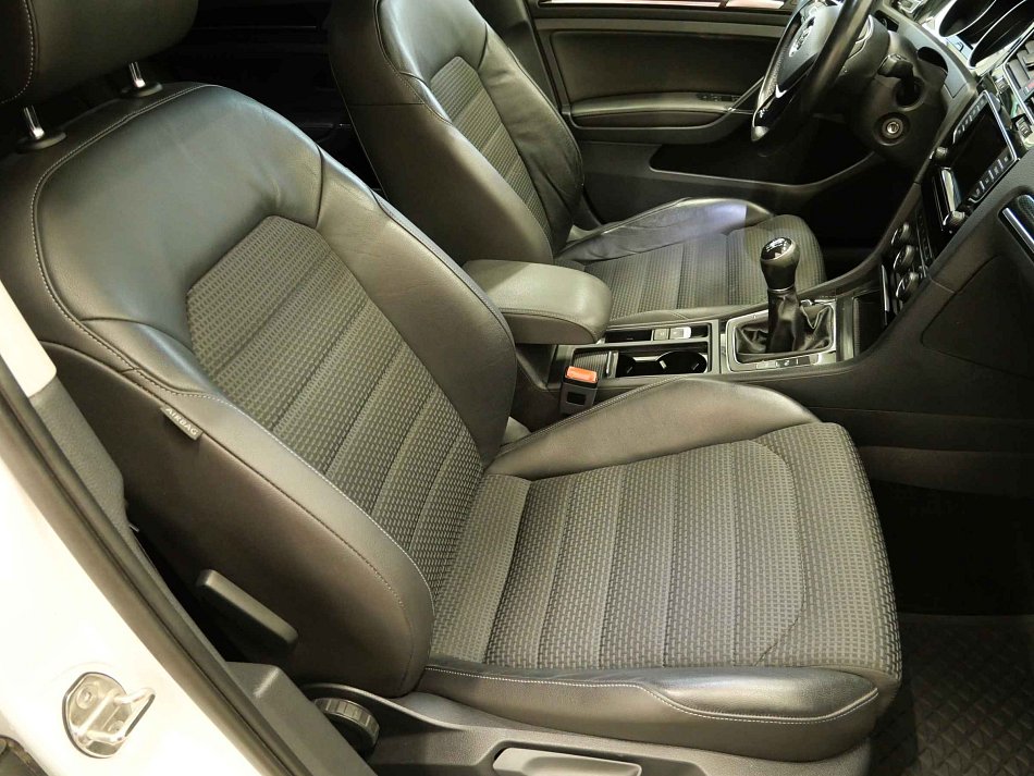 Volkswagen Golf 1.4TSi 