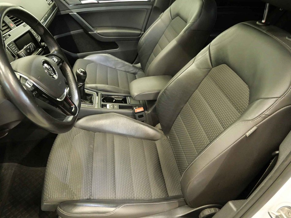 Volkswagen Golf 1.4TSi 