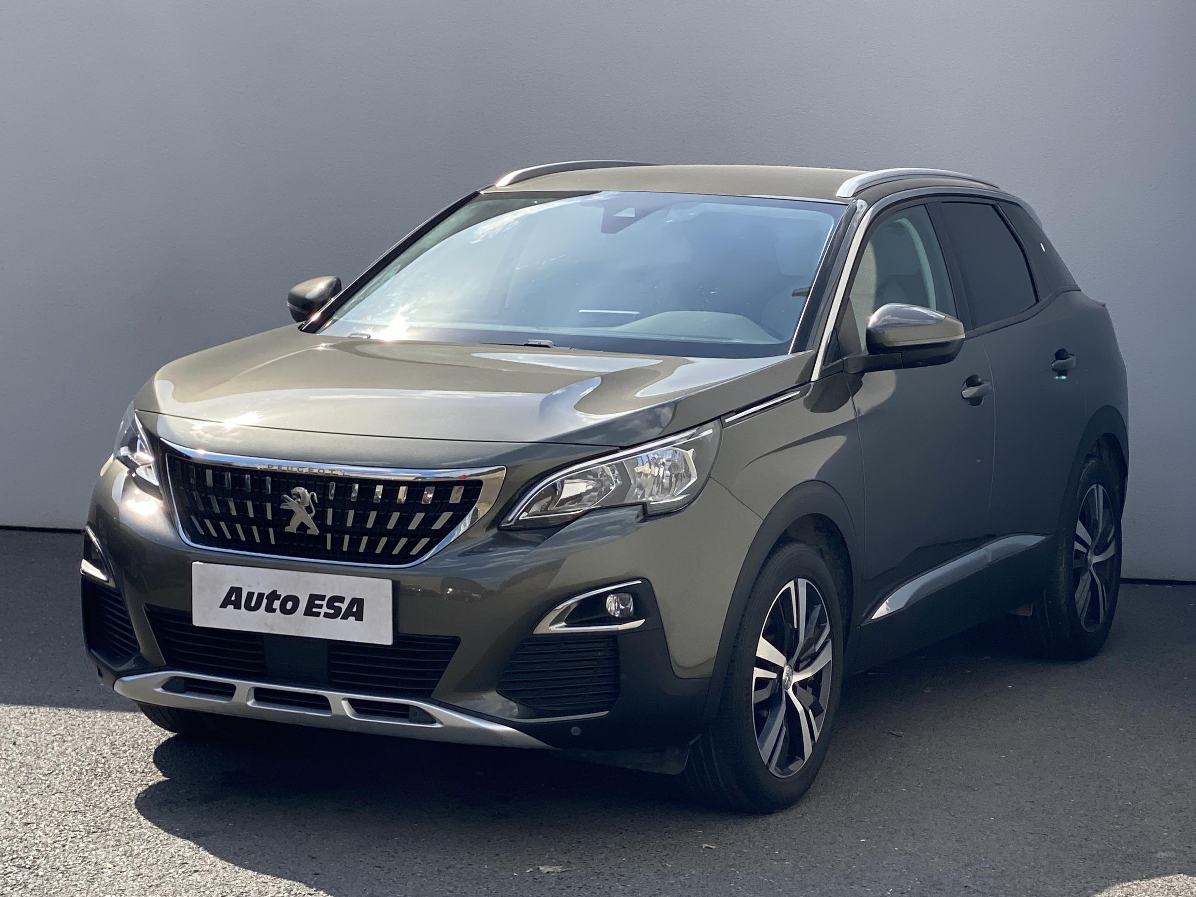 Peugeot 3008, 2018 - pohled č. 3