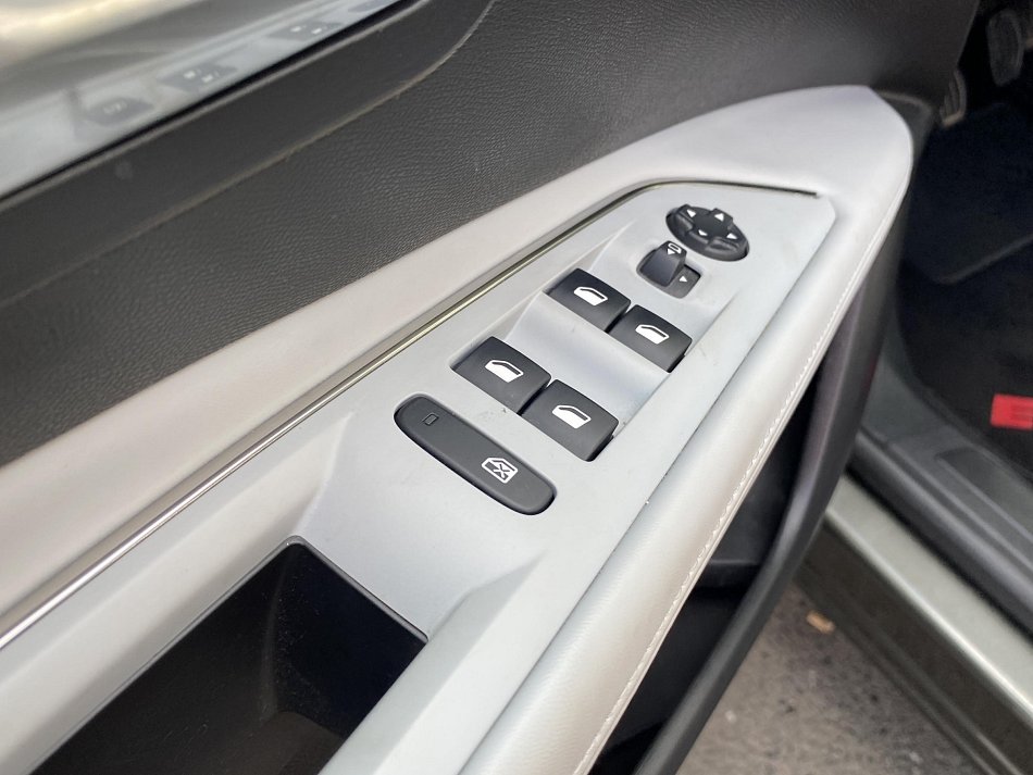 Peugeot 3008 1.2PT Allure