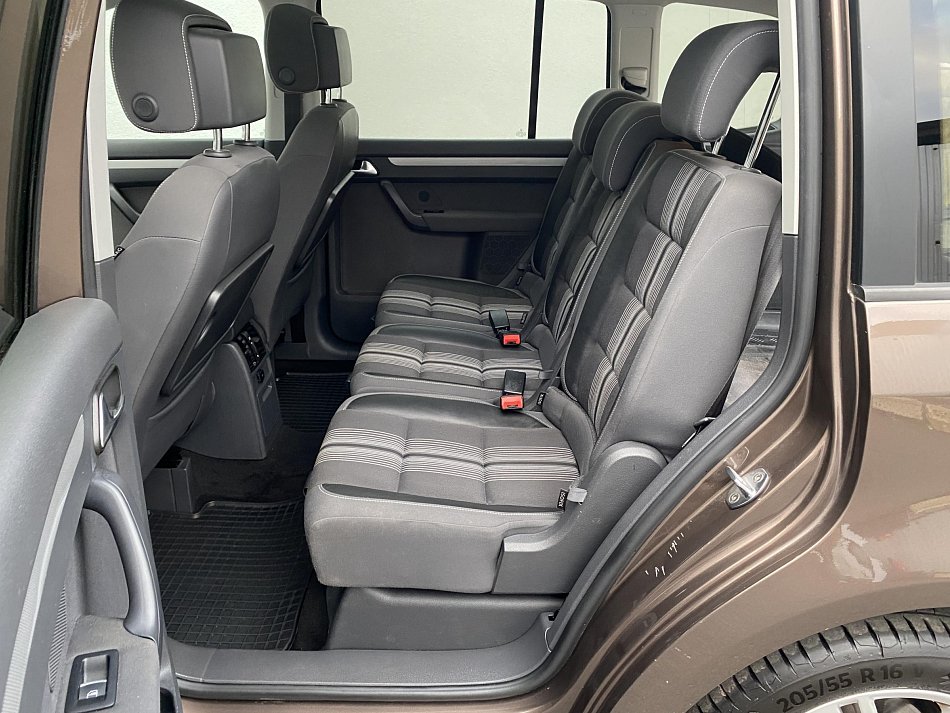 Volkswagen Touran 2.0 TDi Match