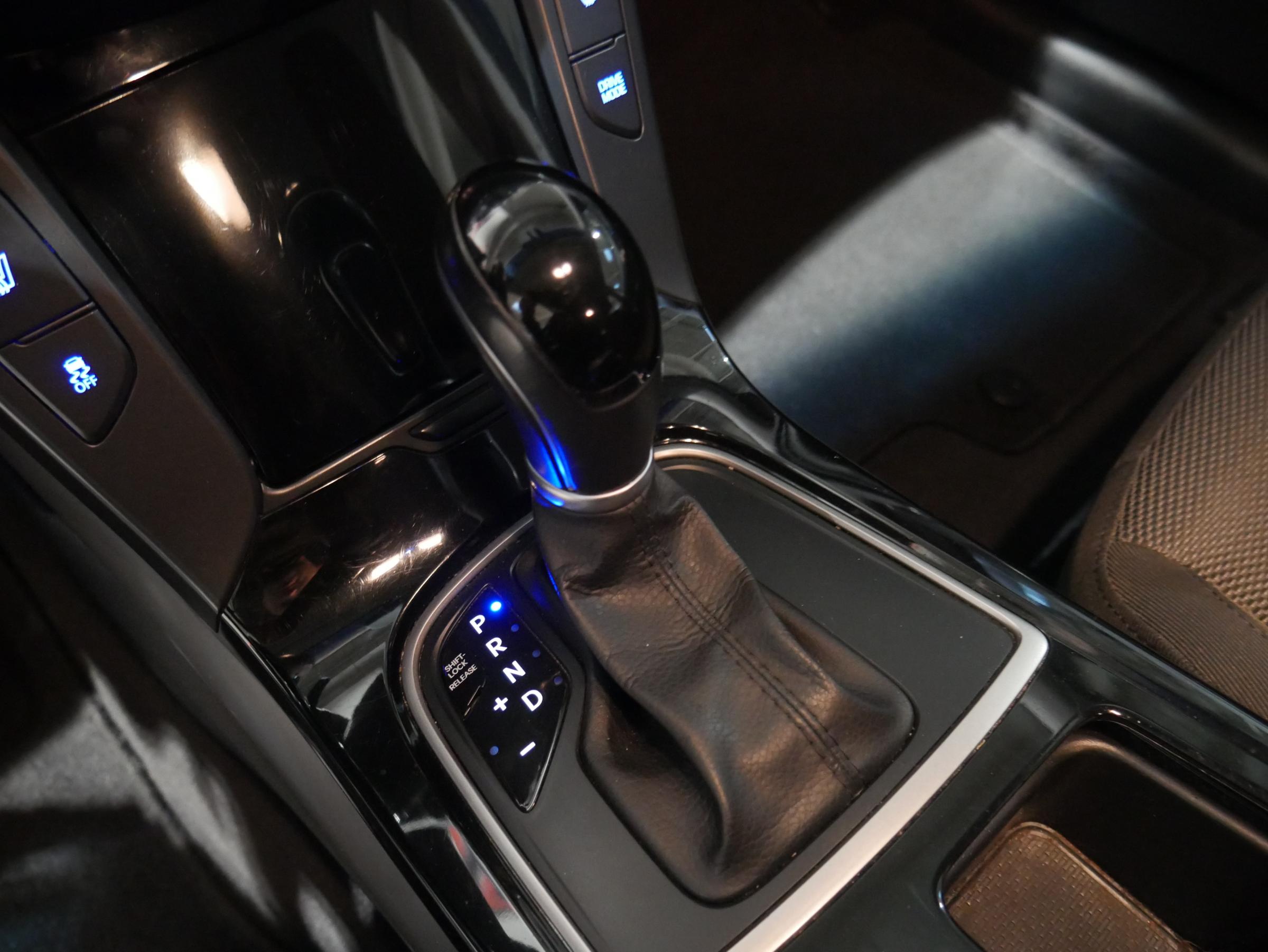 Hyundai i40, 2014 - pohled č. 17