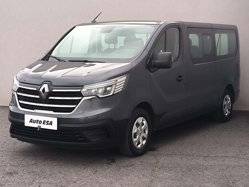 Renault Trafic 2.0dCi  L2 9míst