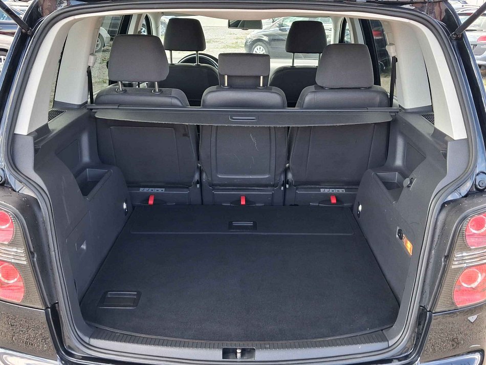 Volkswagen Touran 1.4 TSi 