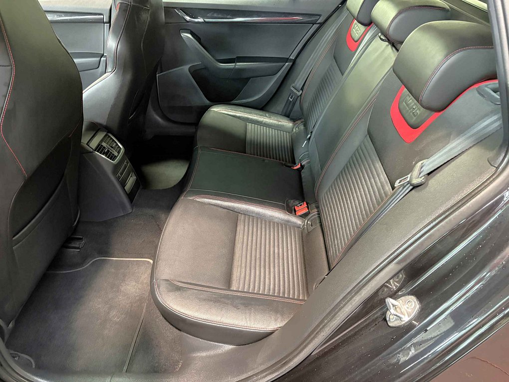 Škoda Octavia III 2.0 TDí RS Challange