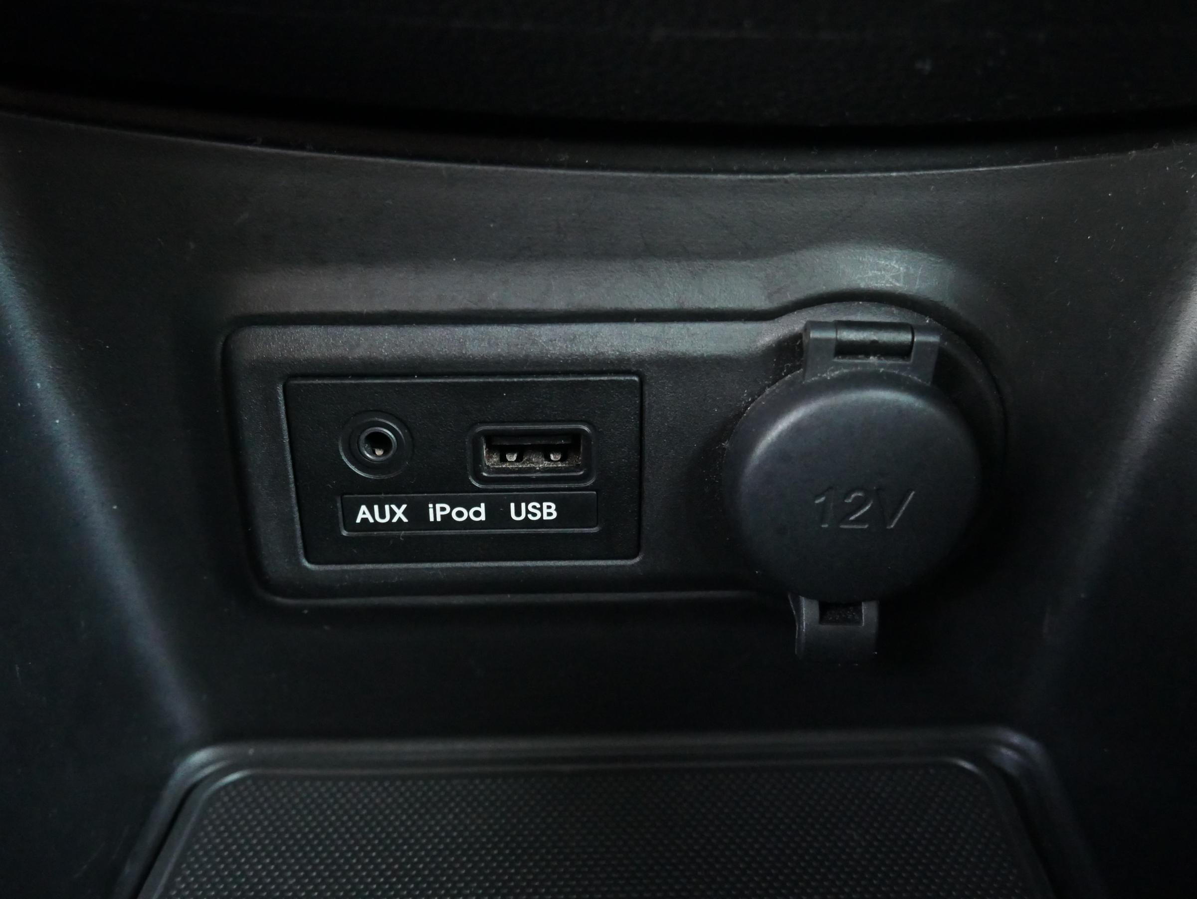 Hyundai ix20, 2014 - pohled č. 15