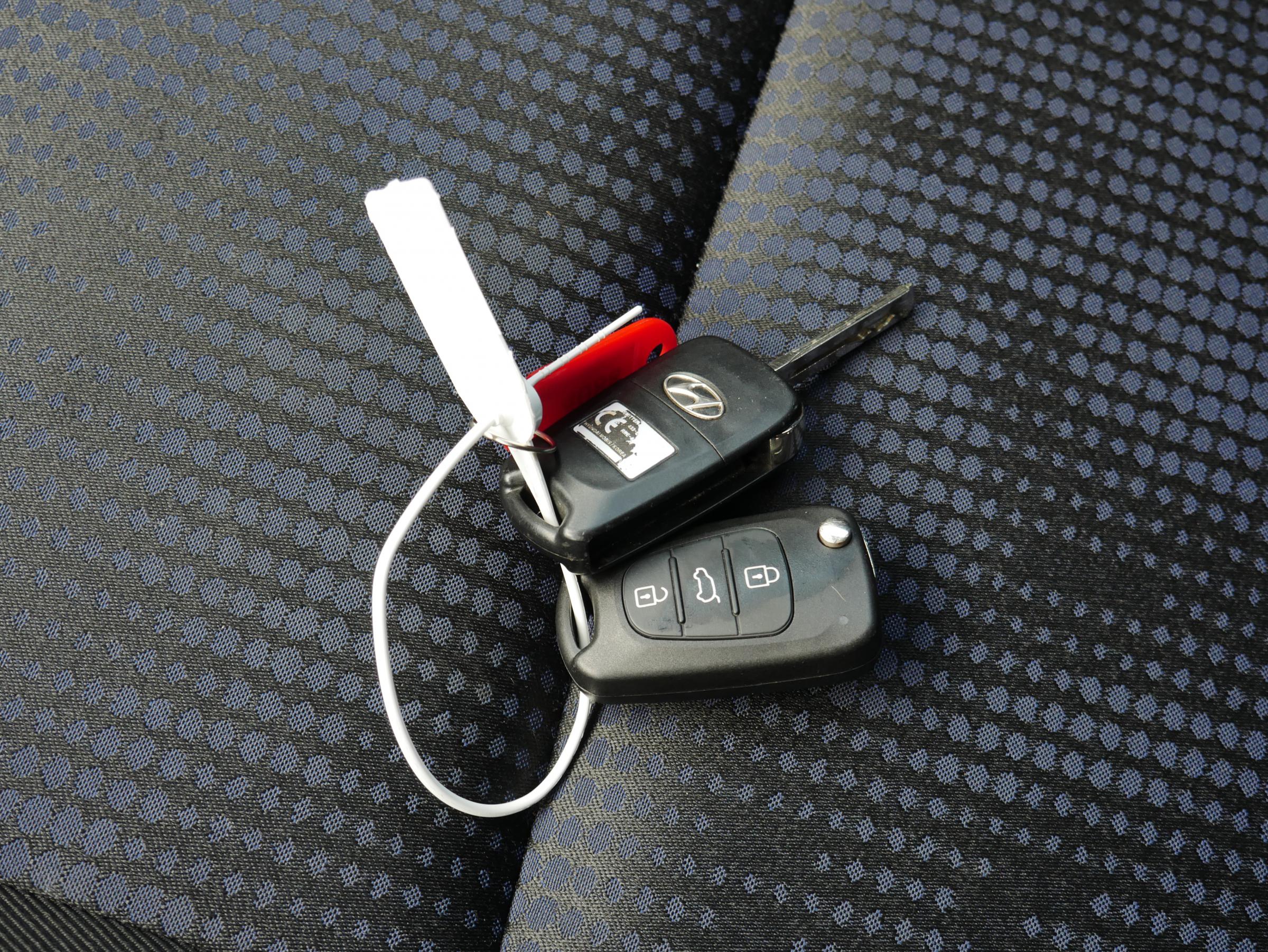 Hyundai ix20, 2014 - pohled č. 18