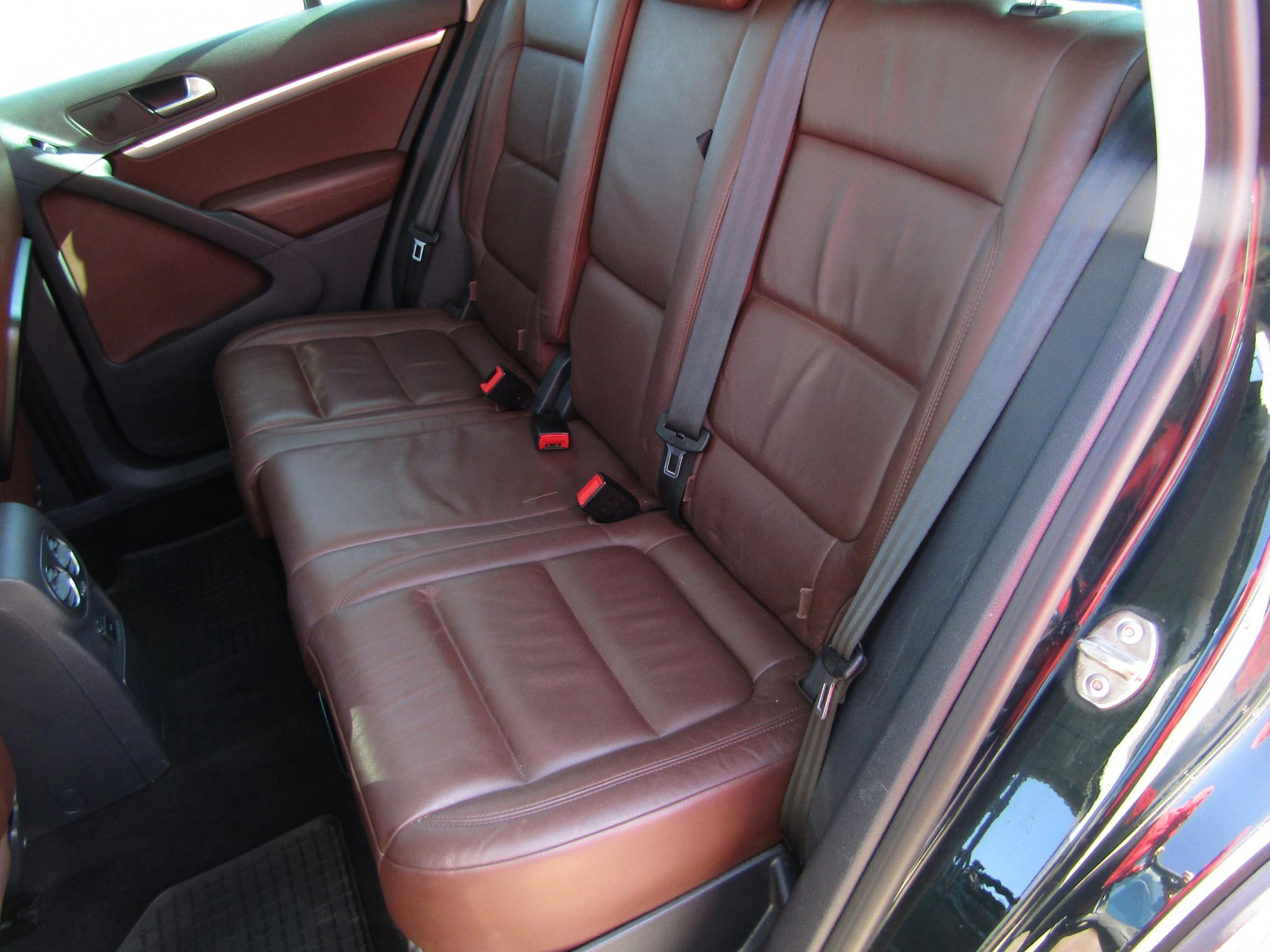 Volkswagen Tiguan, 2013 - pohled č. 10