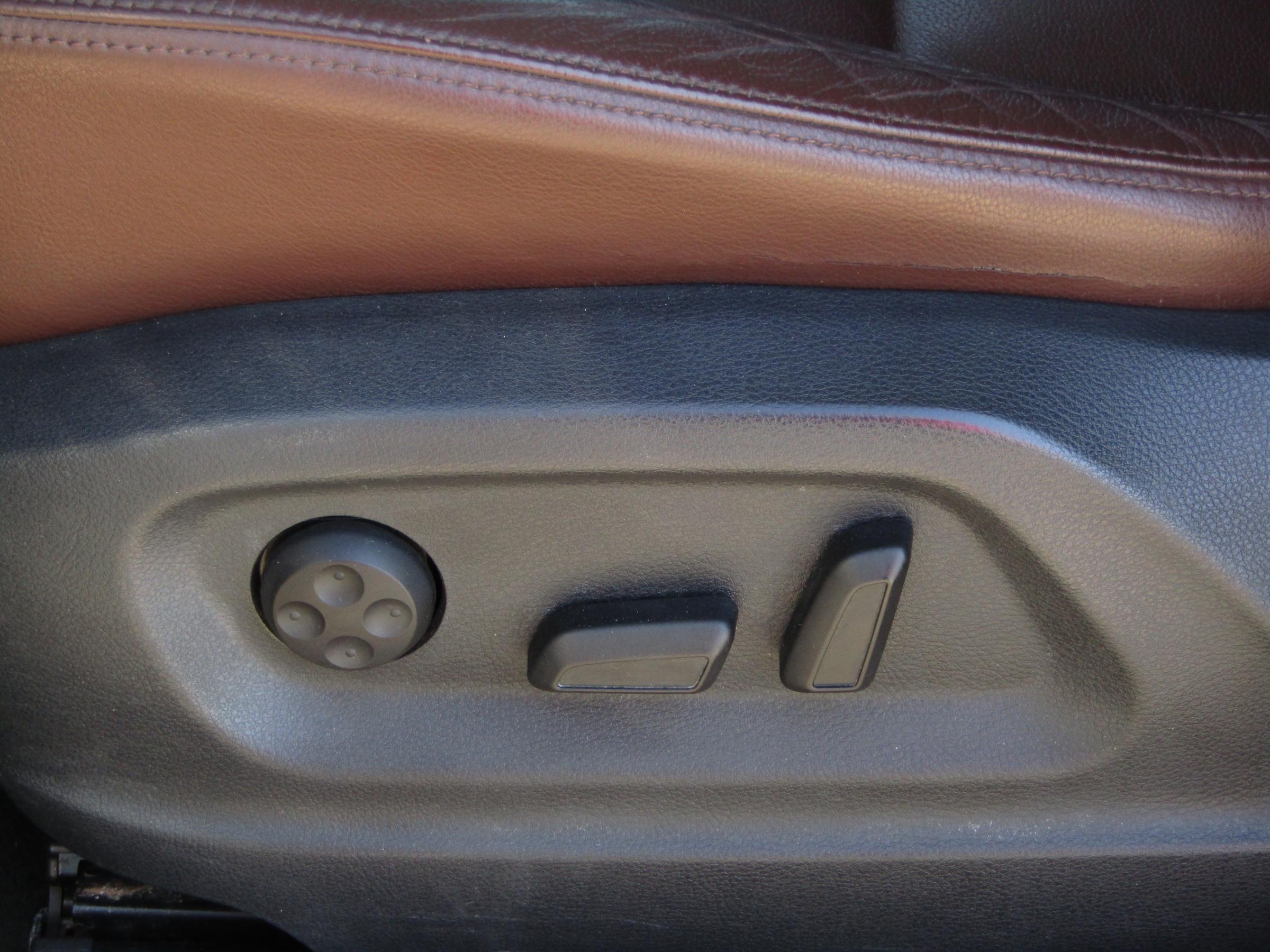 Volkswagen Tiguan, 2013 - pohled č. 12