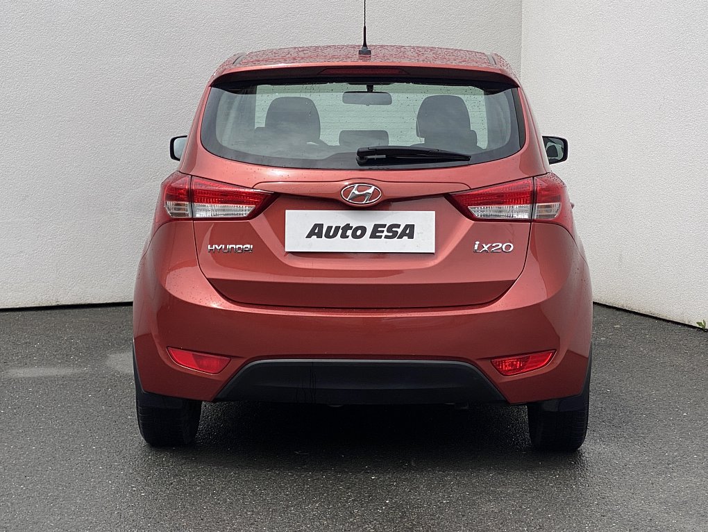 Hyundai Ix20 1.4i 