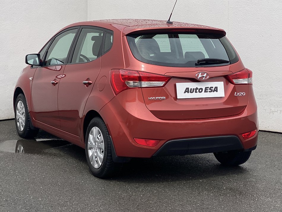 Hyundai Ix20 1.4i 