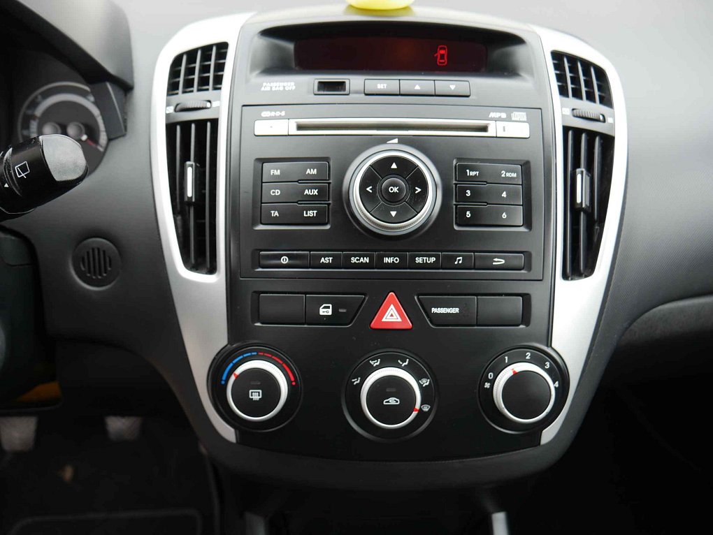 Kia Ceed 1.4i 