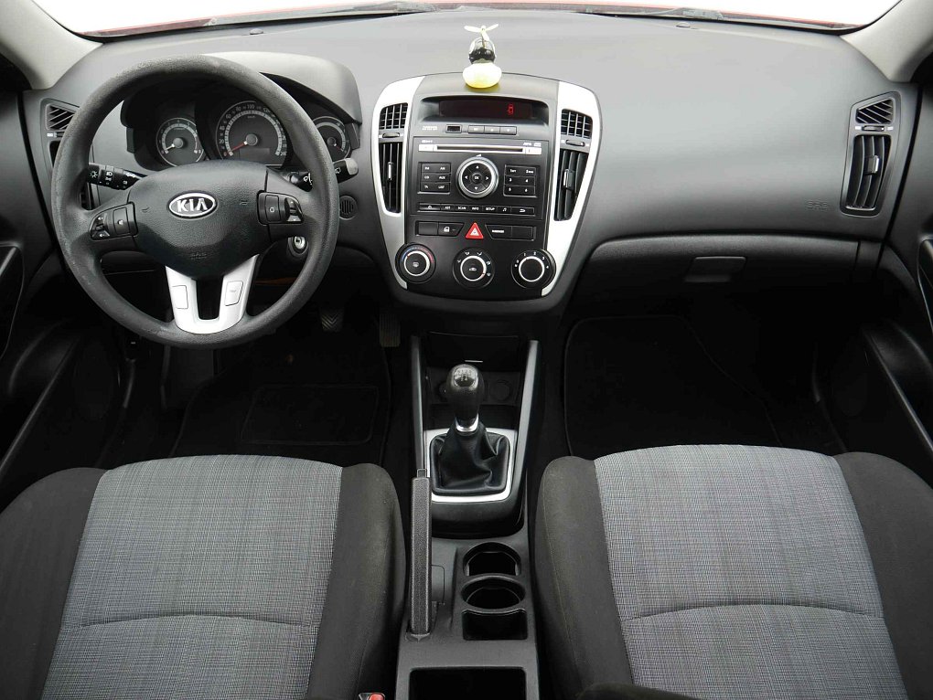 Kia Ceed 1.4i 