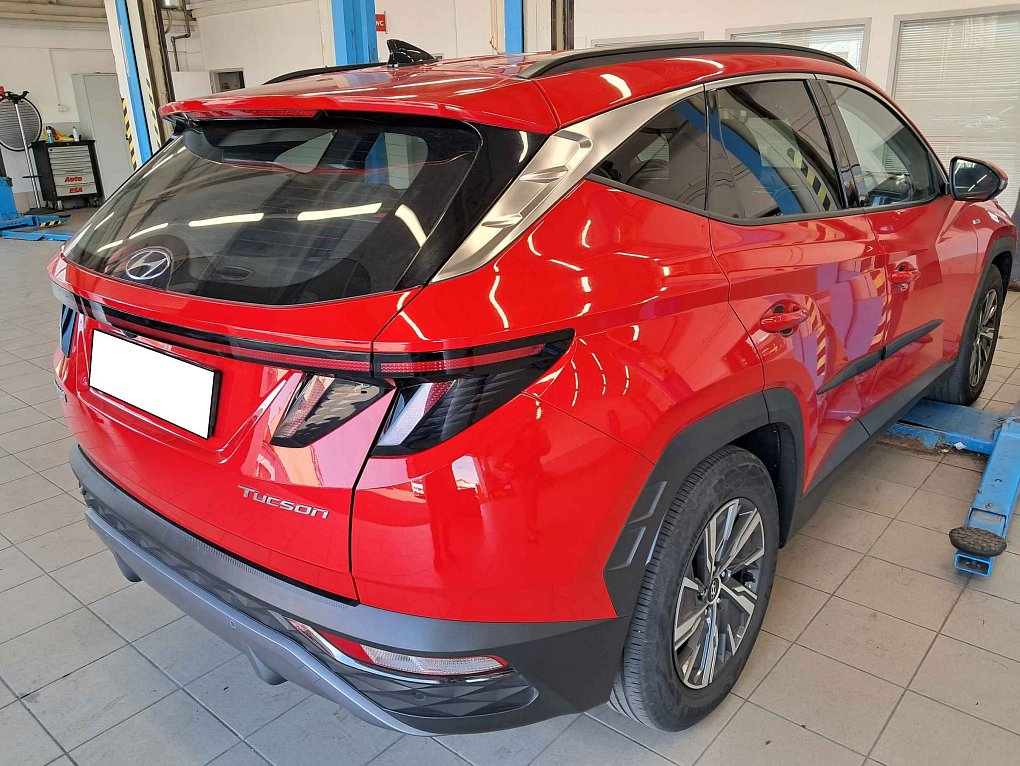 Hyundai Tucson 1.6 i 
