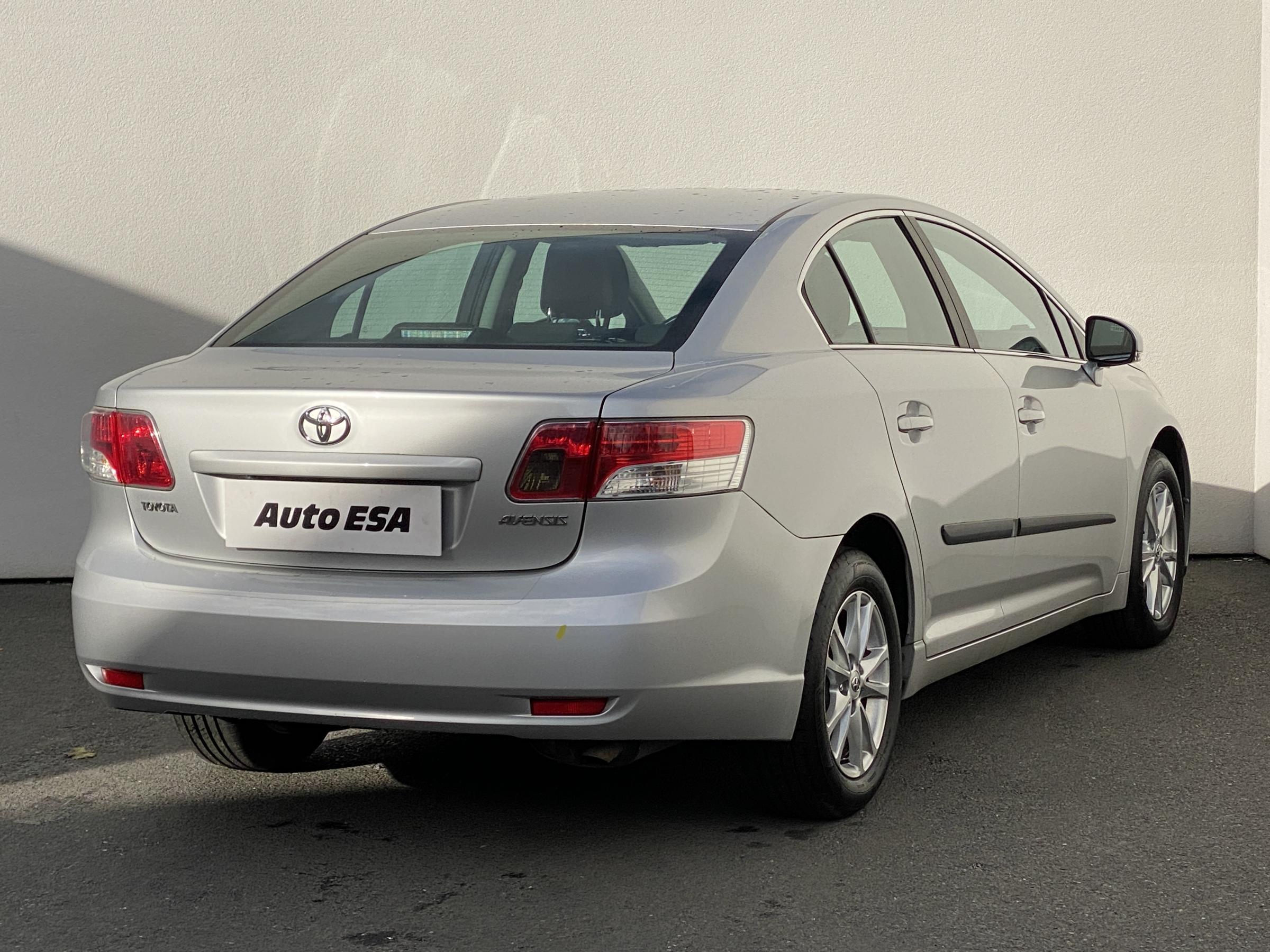 Toyota Avensis, 2010 - pohled č. 4
