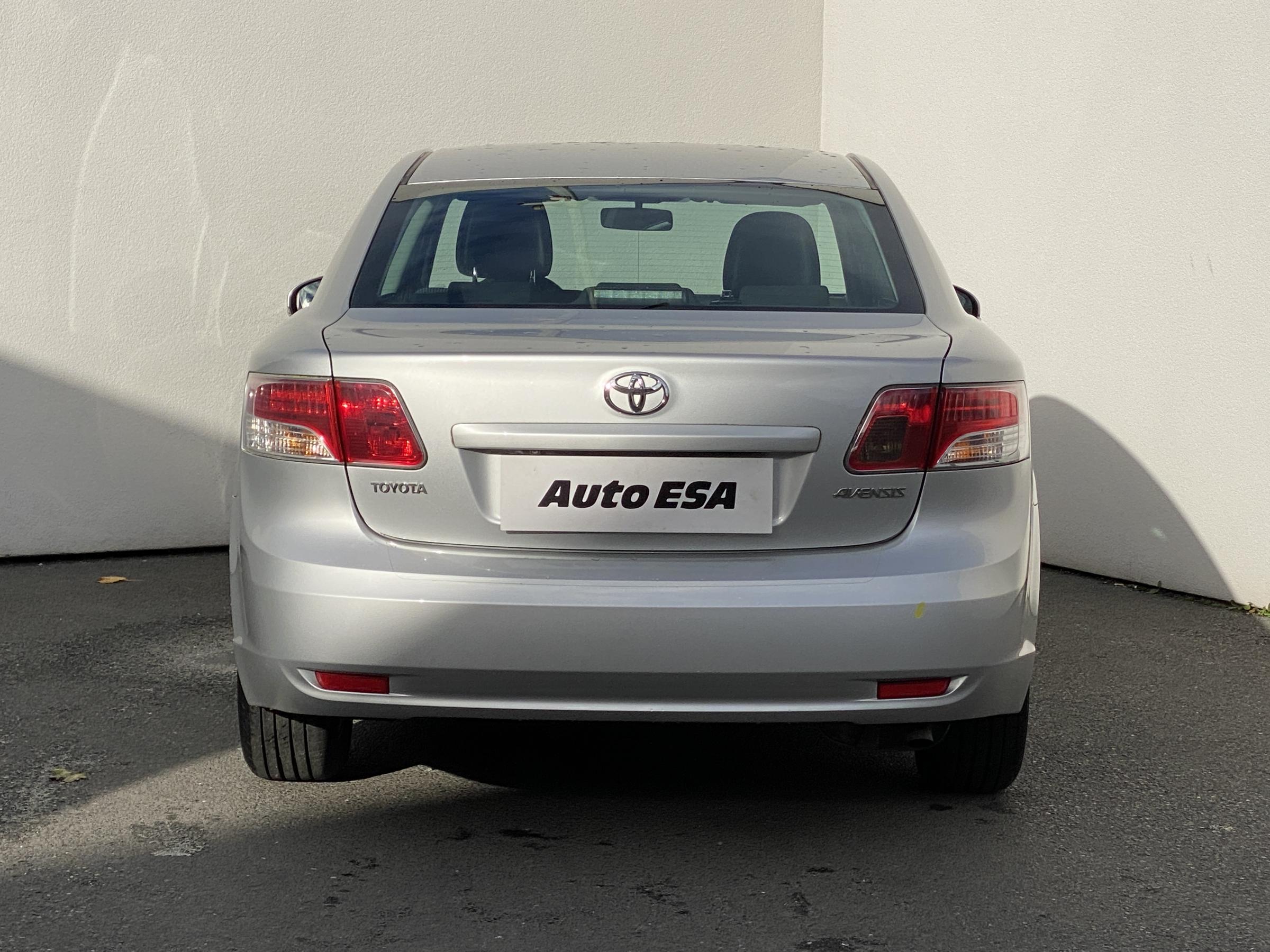 Toyota Avensis, 2010 - pohled č. 5