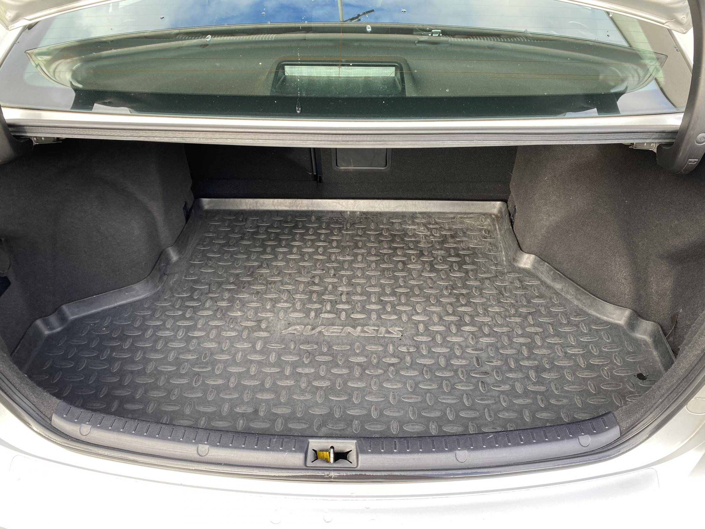 Toyota Avensis, 2010 - pohled č. 7