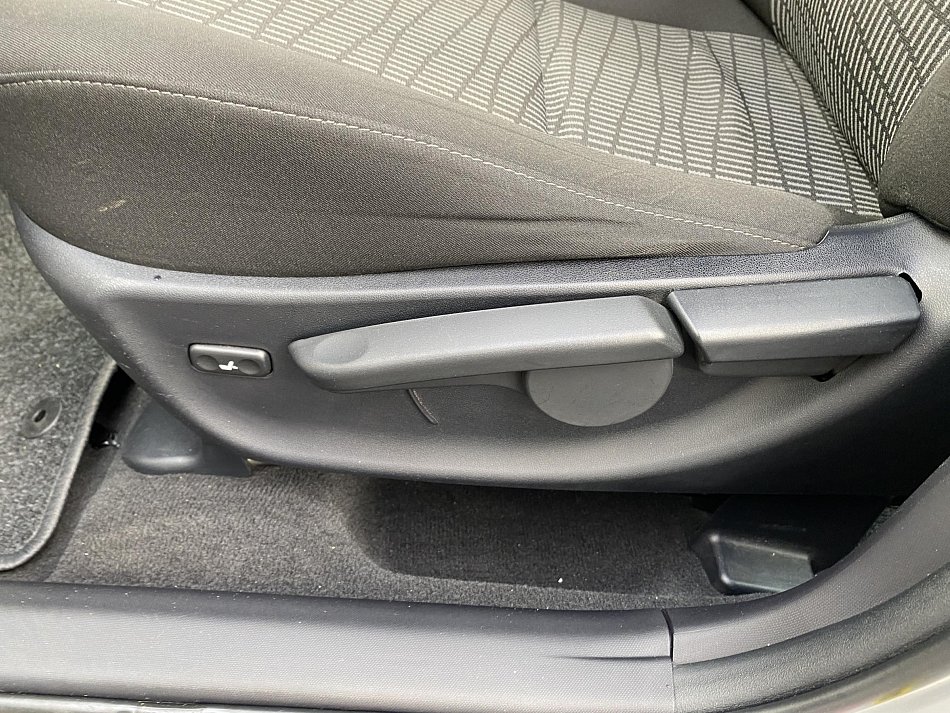 Toyota Avensis 1.8 VVT-i Edition