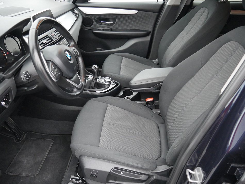 BMW Řada 2 1.5i 