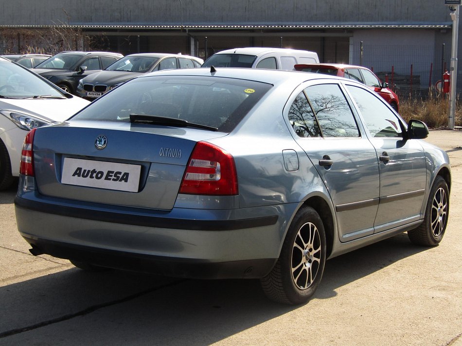 Škoda Octavia II 1.6 MPi Tour