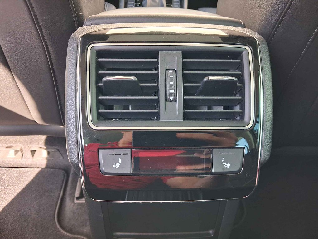 Škoda Superb III 1.8 TSi L&K