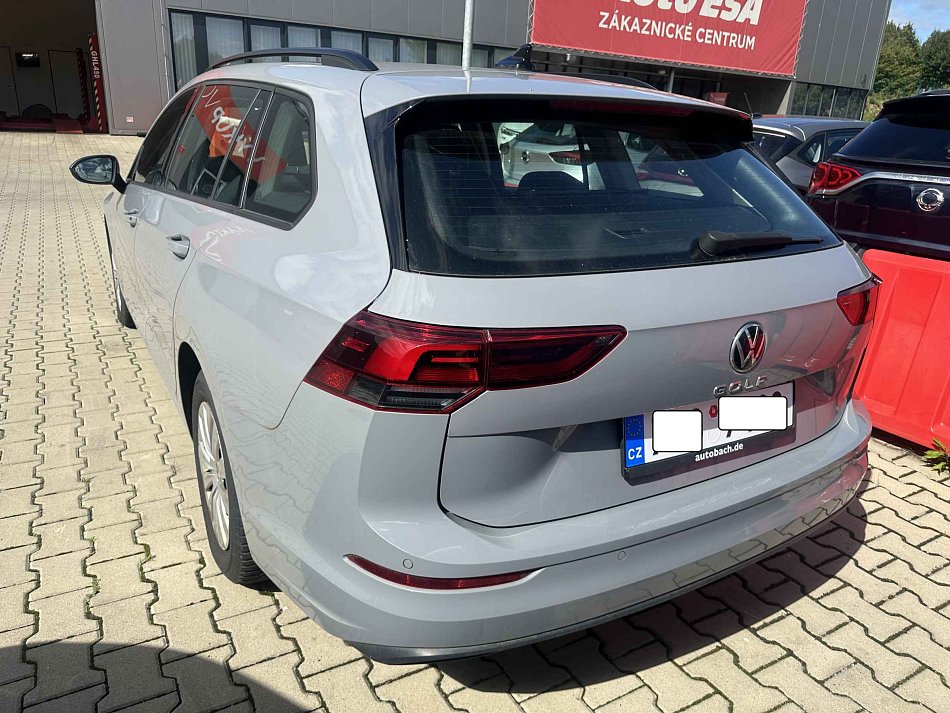 Volkswagen Golf 1.0TSi 