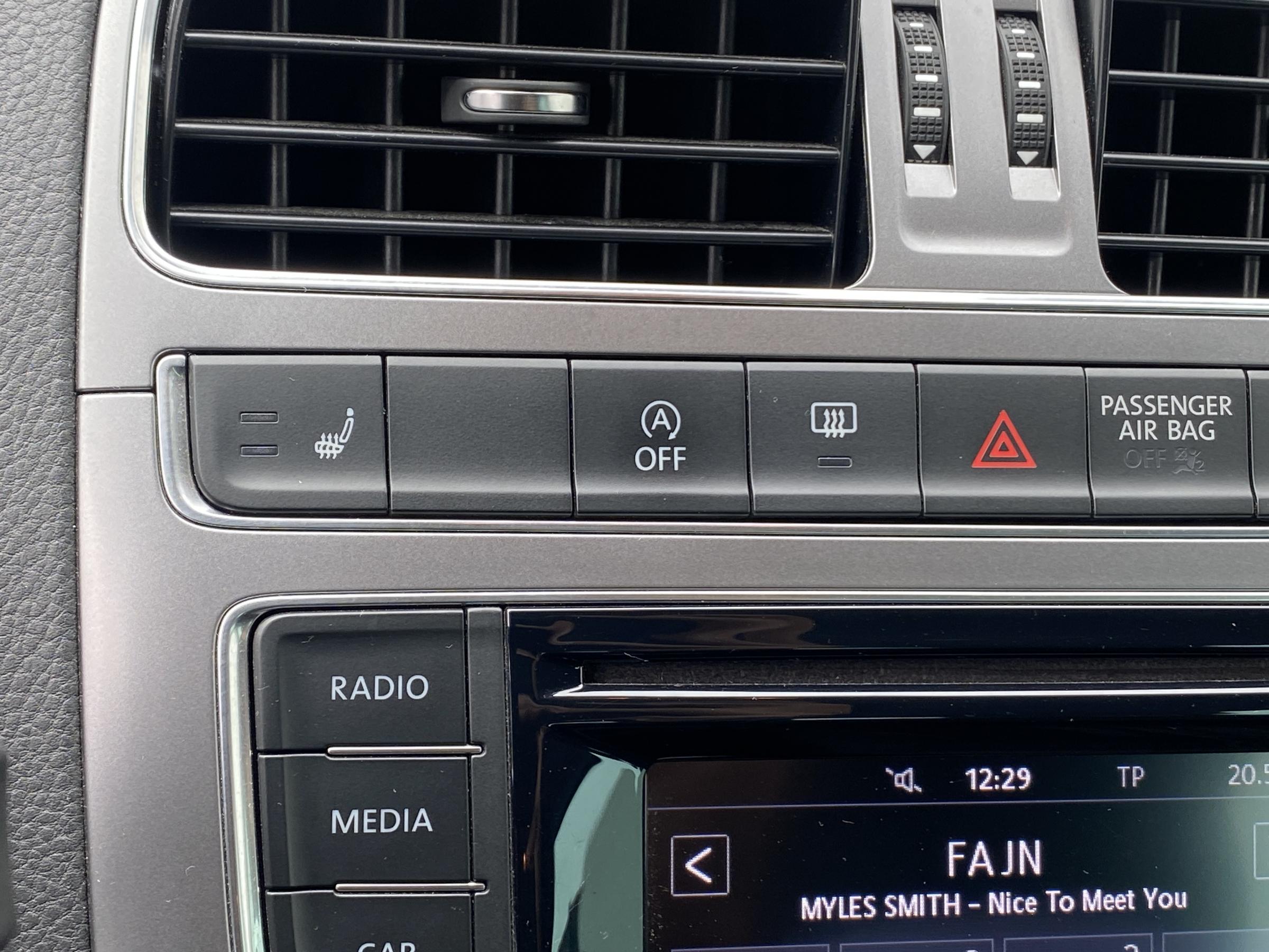 Volkswagen Polo, 2015 - pohled č. 18