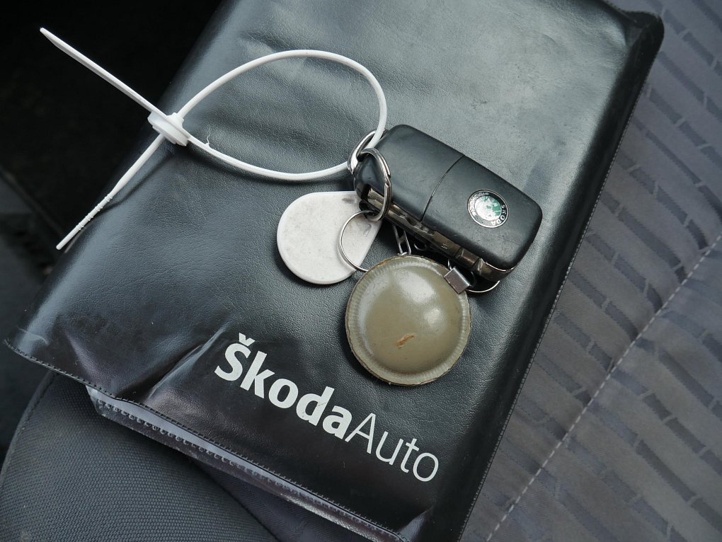 Škoda Octavia 1.6i Elegance