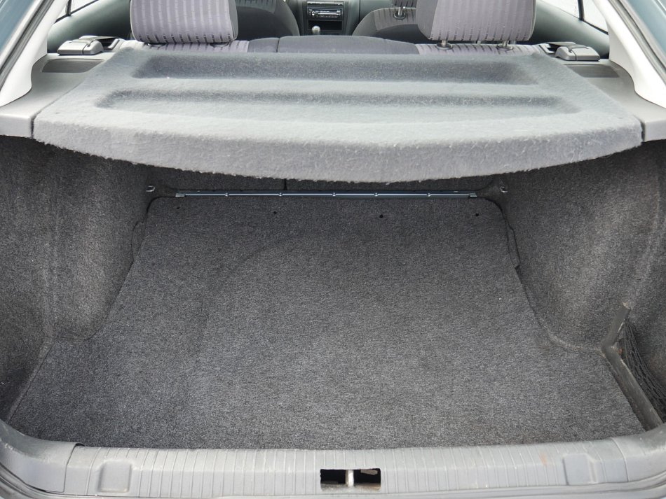 Škoda Octavia 1.6i Elegance