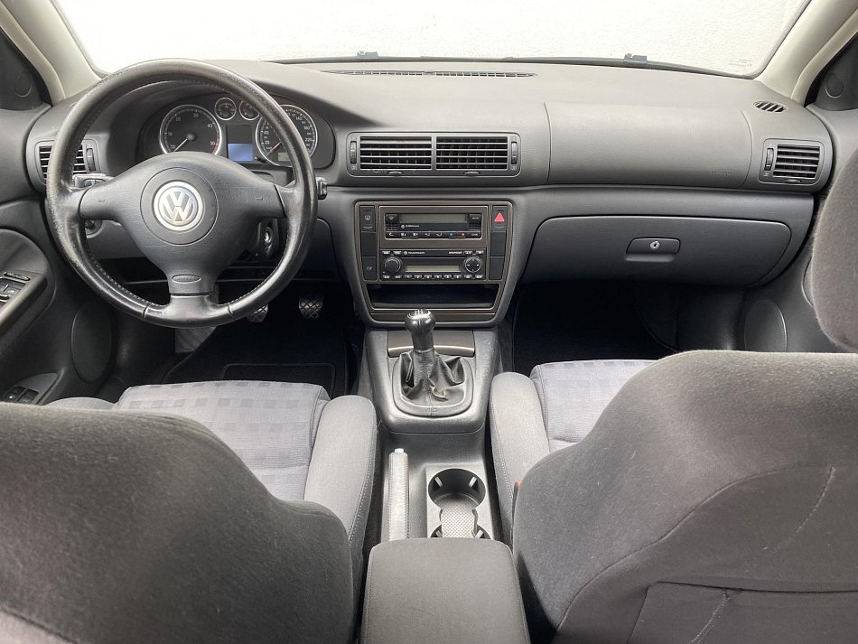 Volkswagen Passat 1.9 TDi 