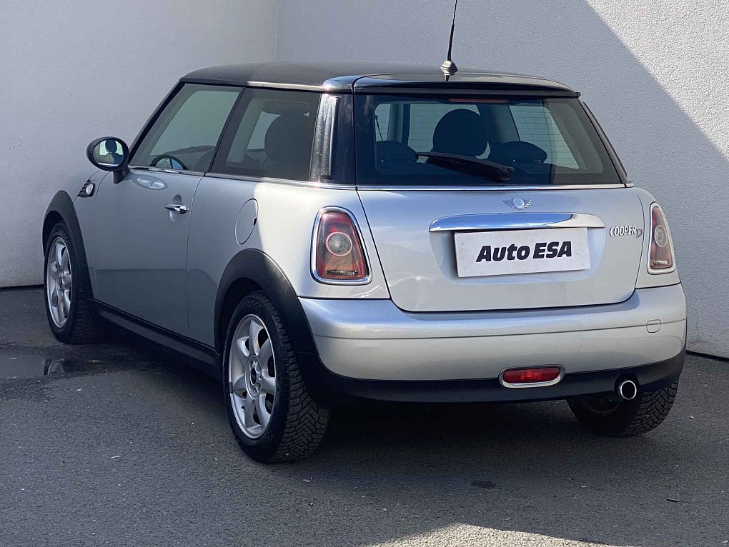 Mini Cooper 1.6D 