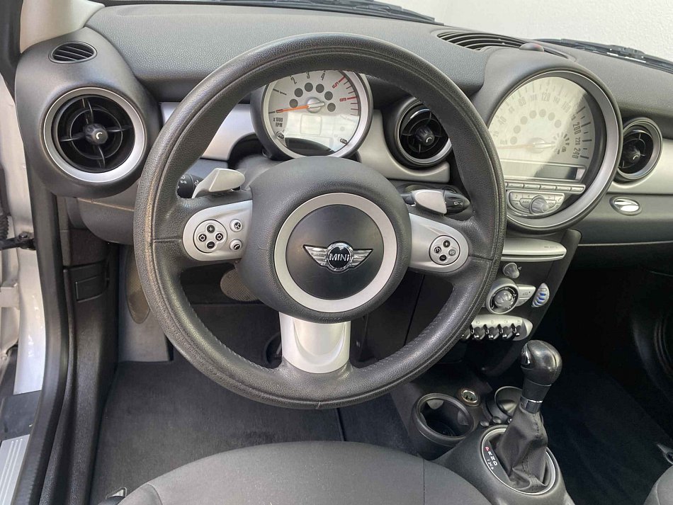 Mini Cooper 1.6D 