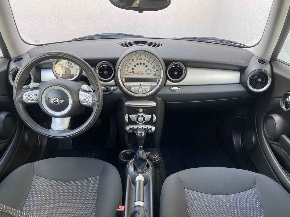 Mini Cooper 1.6D 