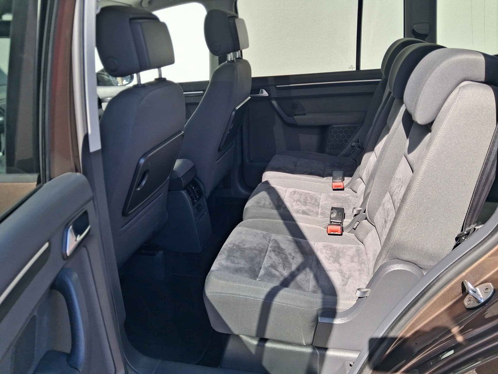 Volkswagen Touran 1.4 TSi Highline