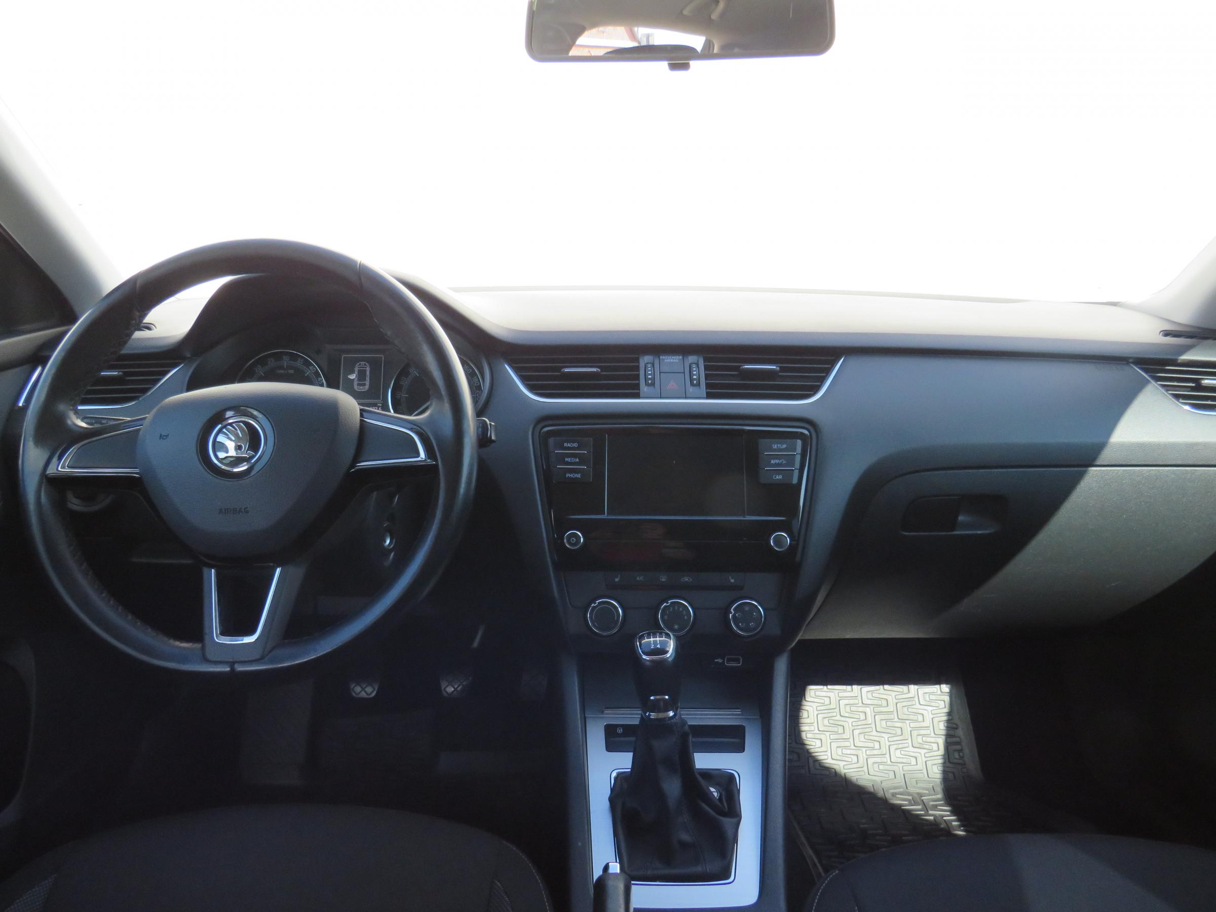 Škoda Octavia III, 2018 - pohled č. 8