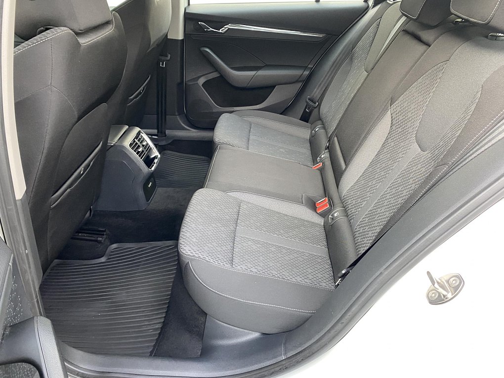 Škoda Octavia IV 1.5 TSi Style