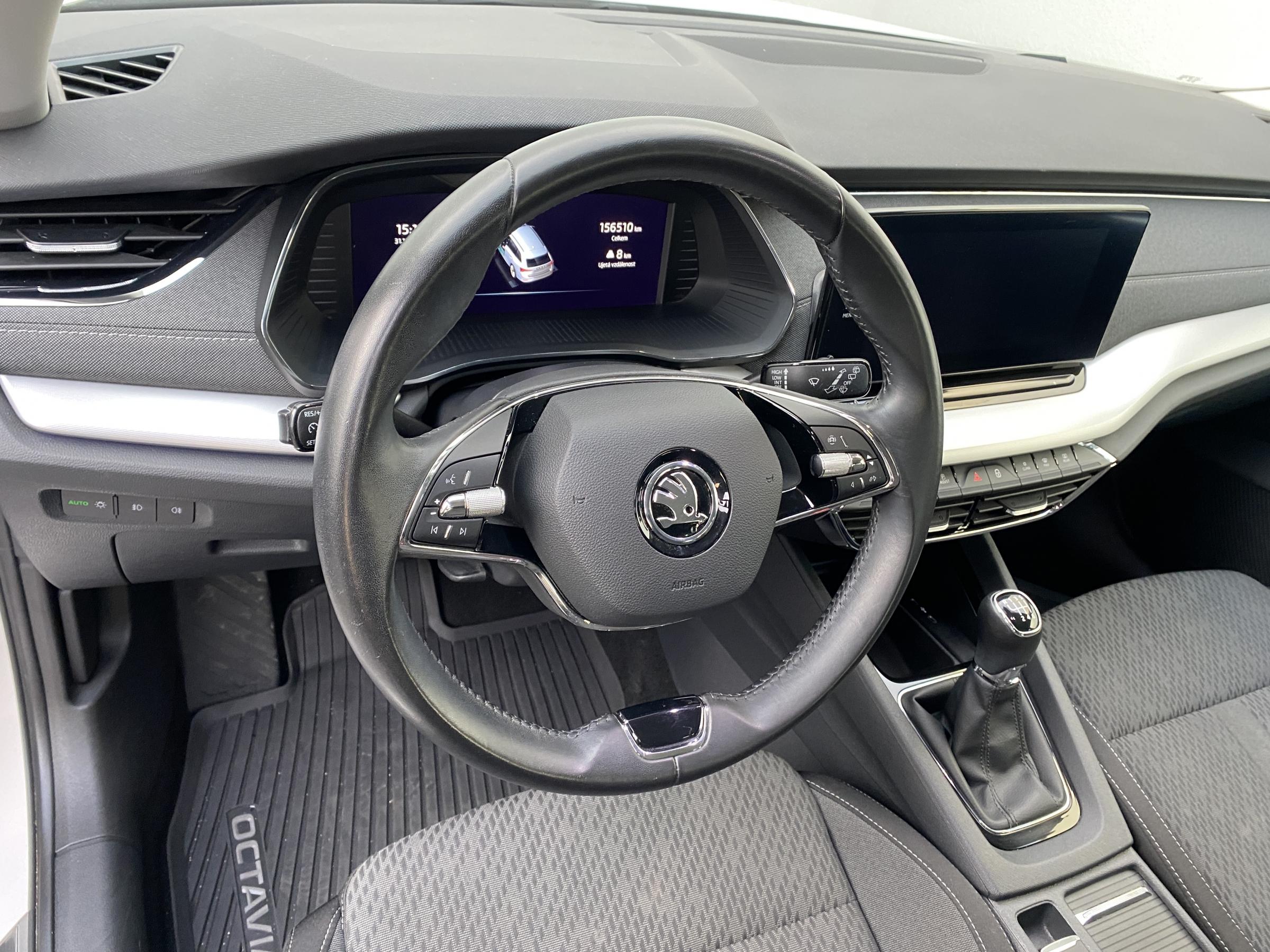 Škoda Octavia IV, 2021 - pohled č. 12