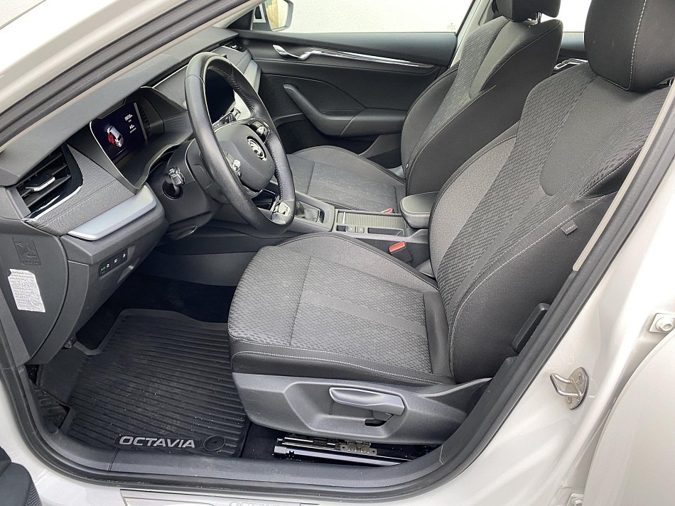 Škoda Octavia IV 1.5 TSi Style
