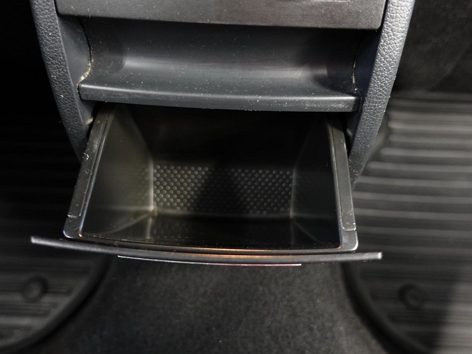 Škoda Octavia II 1.6TDi Elegance