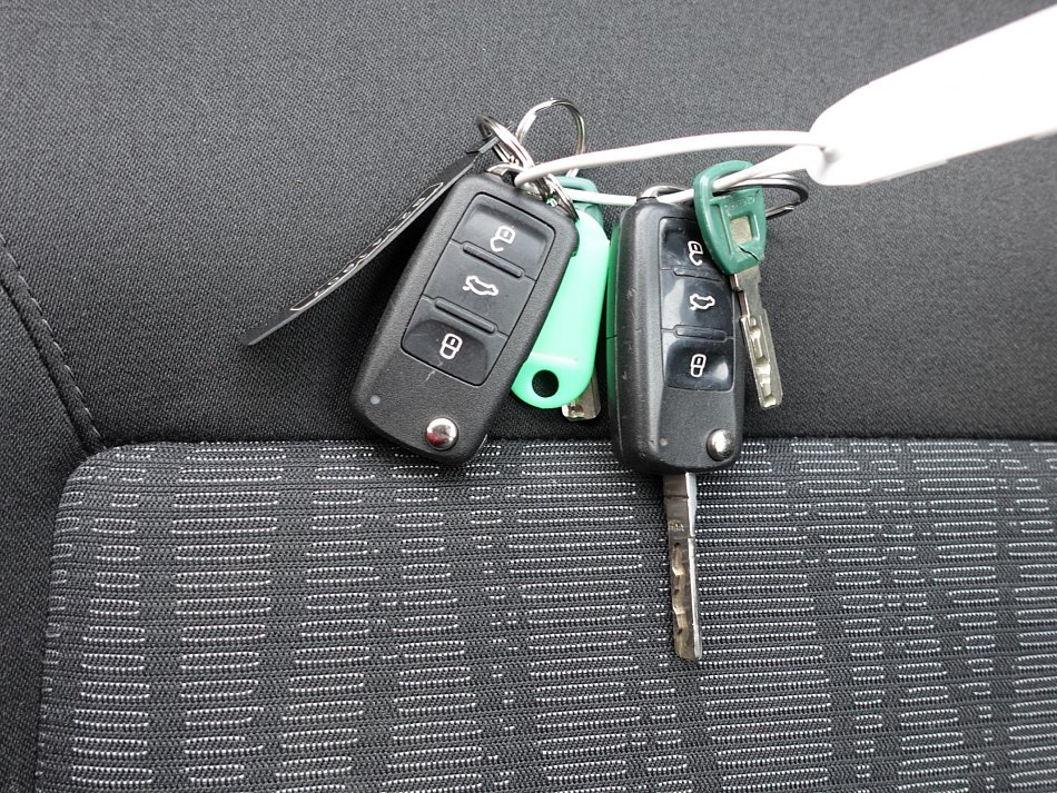 Škoda Octavia II 1.6TDi Elegance