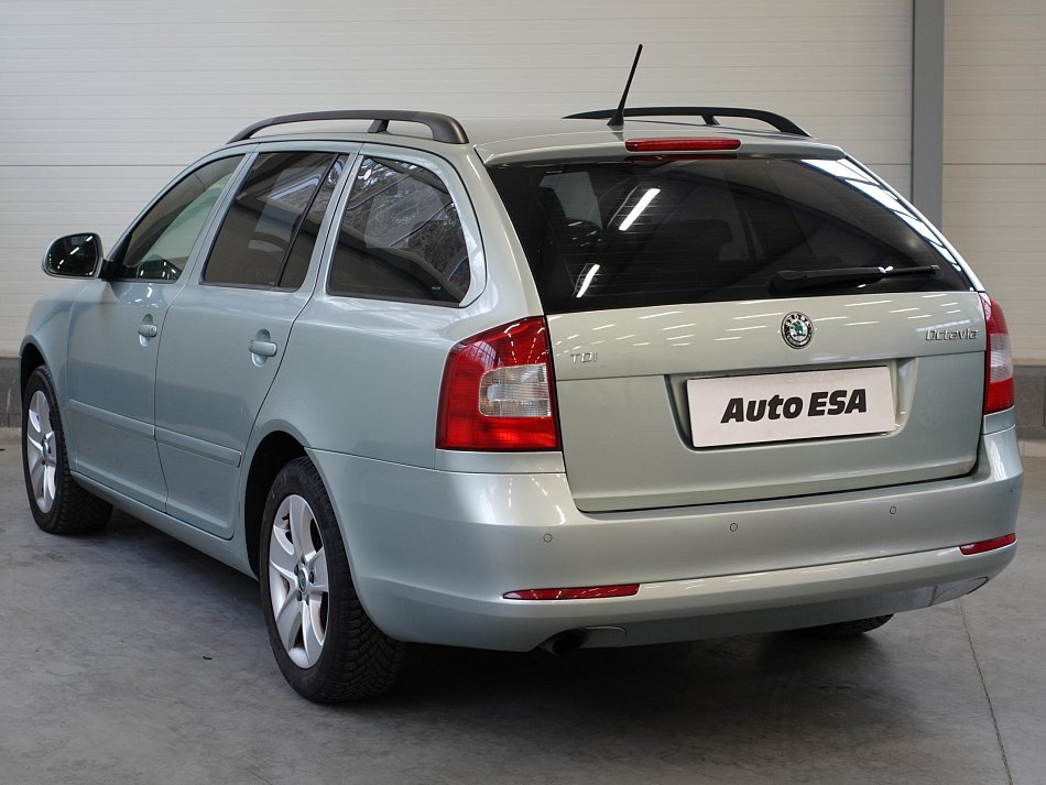Škoda Octavia II 1.6TDi Elegance